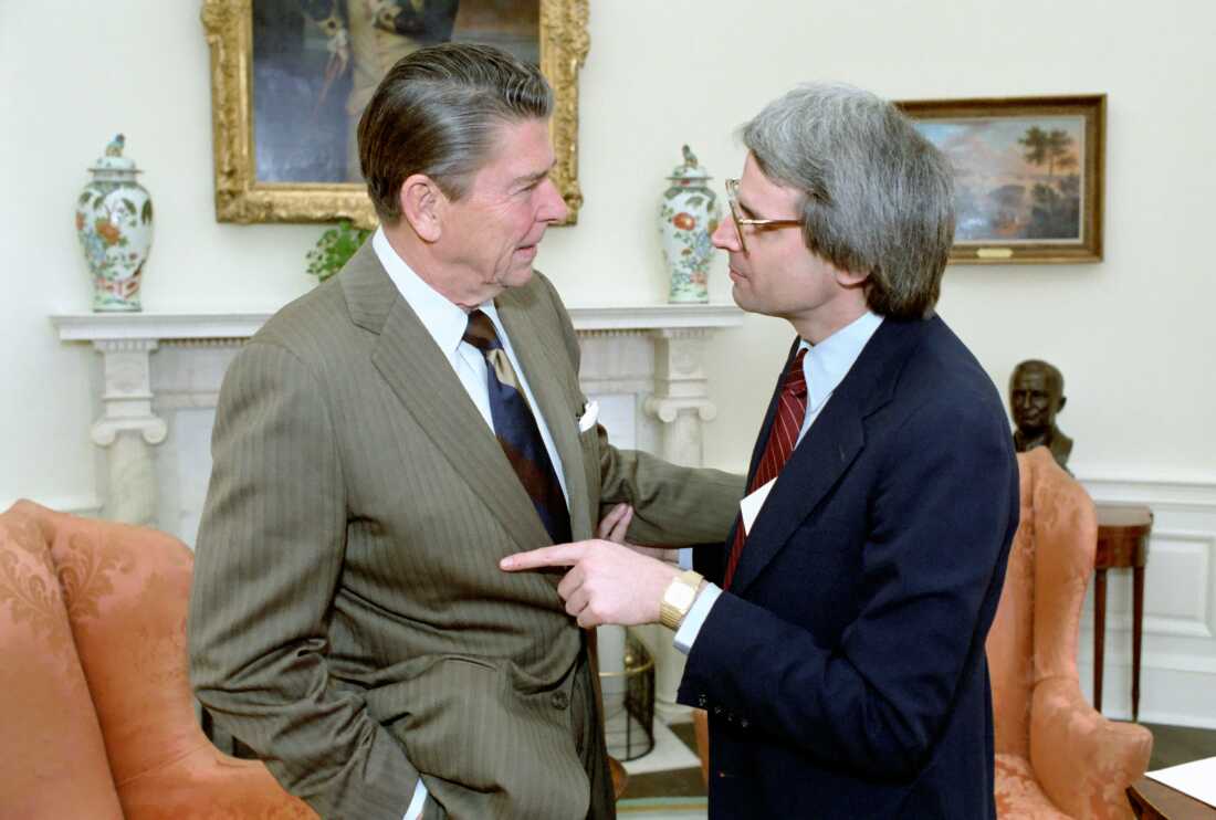 President Reagan and David Stockman meeting on the economy in the Oval Office in 1981.