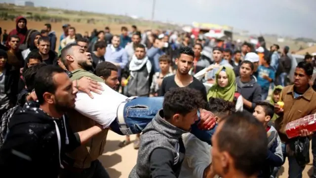 حشد لفلسطينيين في 6 مناطق رئيسية على طول الشريط الحدودي لقطاع غزة، 30 مارس/ آذار 2018