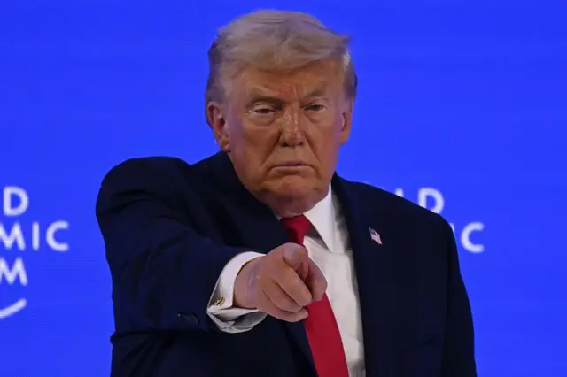 الرئيس الأمريكي دونالد ترامب