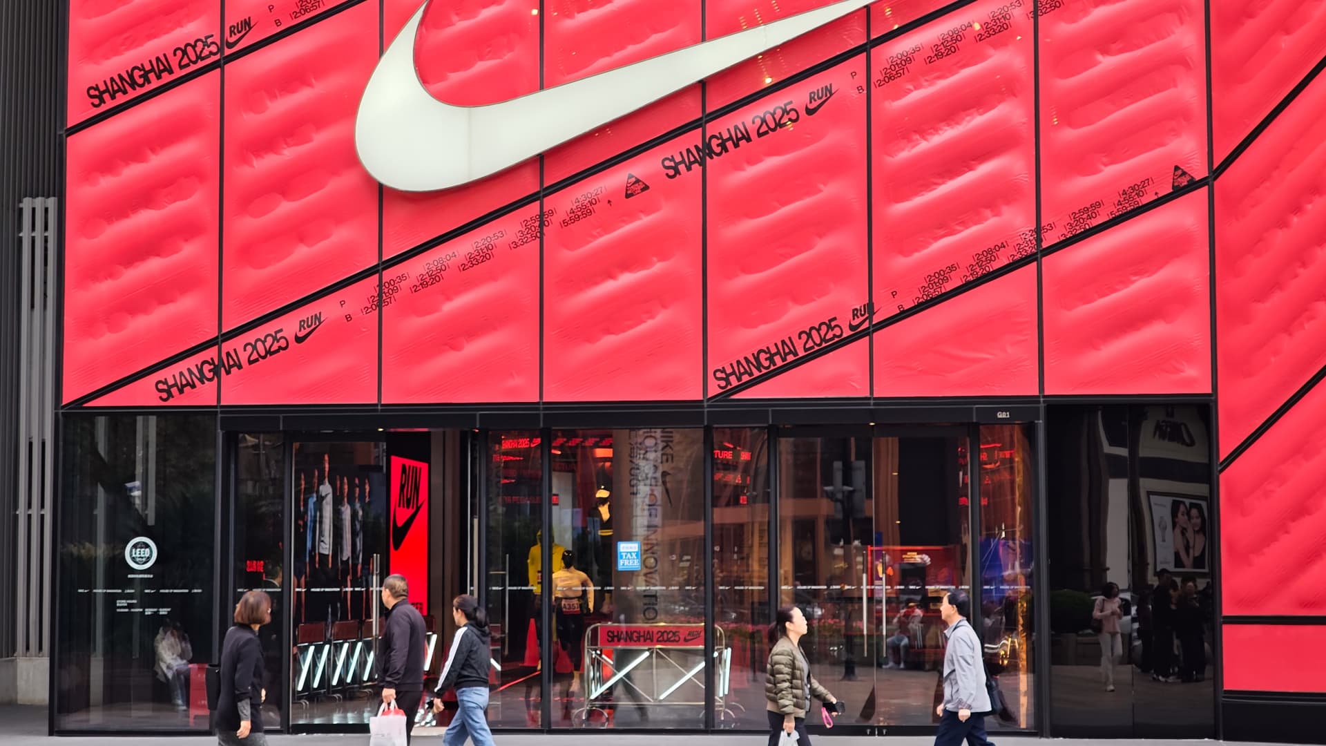 Nike Plans China Online Distributor Cutoff