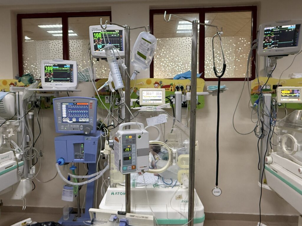 Premature babies face strained care in central Gaza