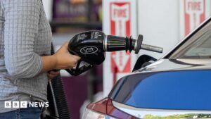 Oil Reaches $100 as Middle East Conflict Escalates