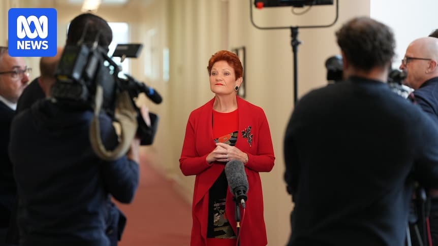 Anika Wells, Communications Minister, comments on the Telstra outage