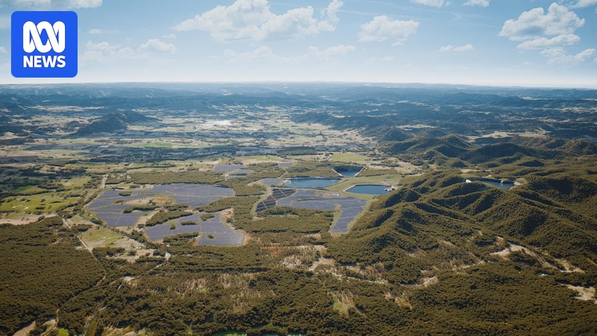 Concept image of the Stratford pumped hydro and solar project at the former Gloucester mine site