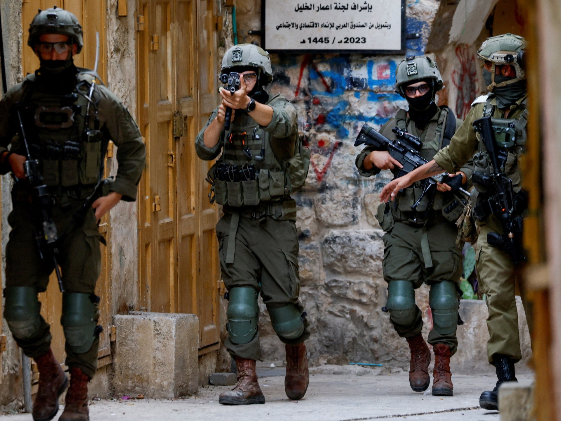 Dozens Detained in West Bank Raid, Al Jazeera Reports