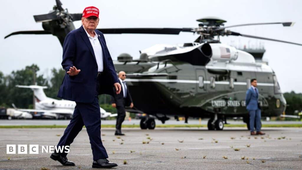Trump Threatens Oman Over Iran Strait Talks