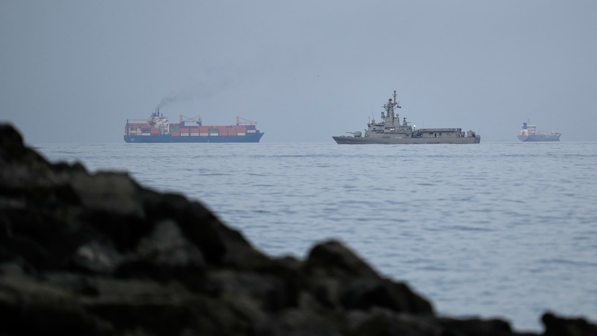 Iran Trade and Oil Loadings Drop Under Sanctions