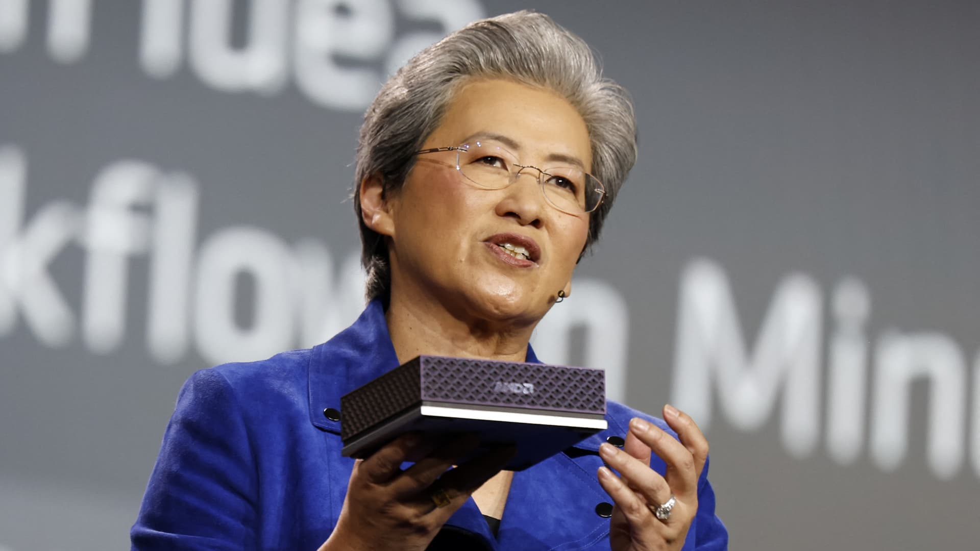 AMD Beats Second-Quarter Estimates, Guides to $13 Billion Revenue