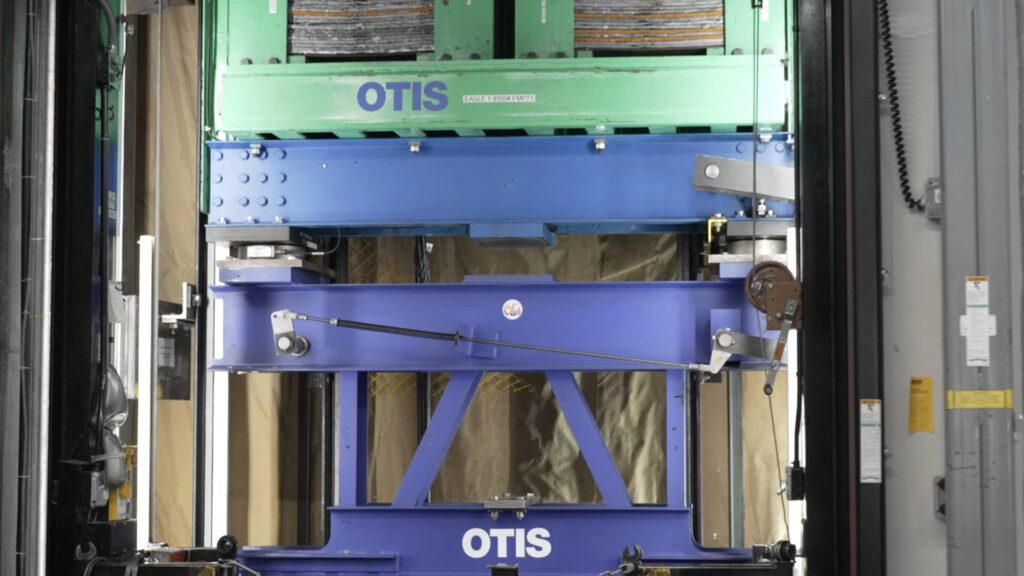 Otis Seeks to Restore Wall Street Confidence