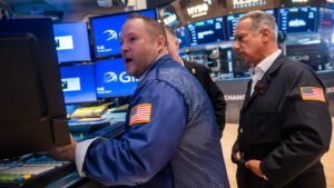 30-Year Treasury Yield Reaches 19-Year High