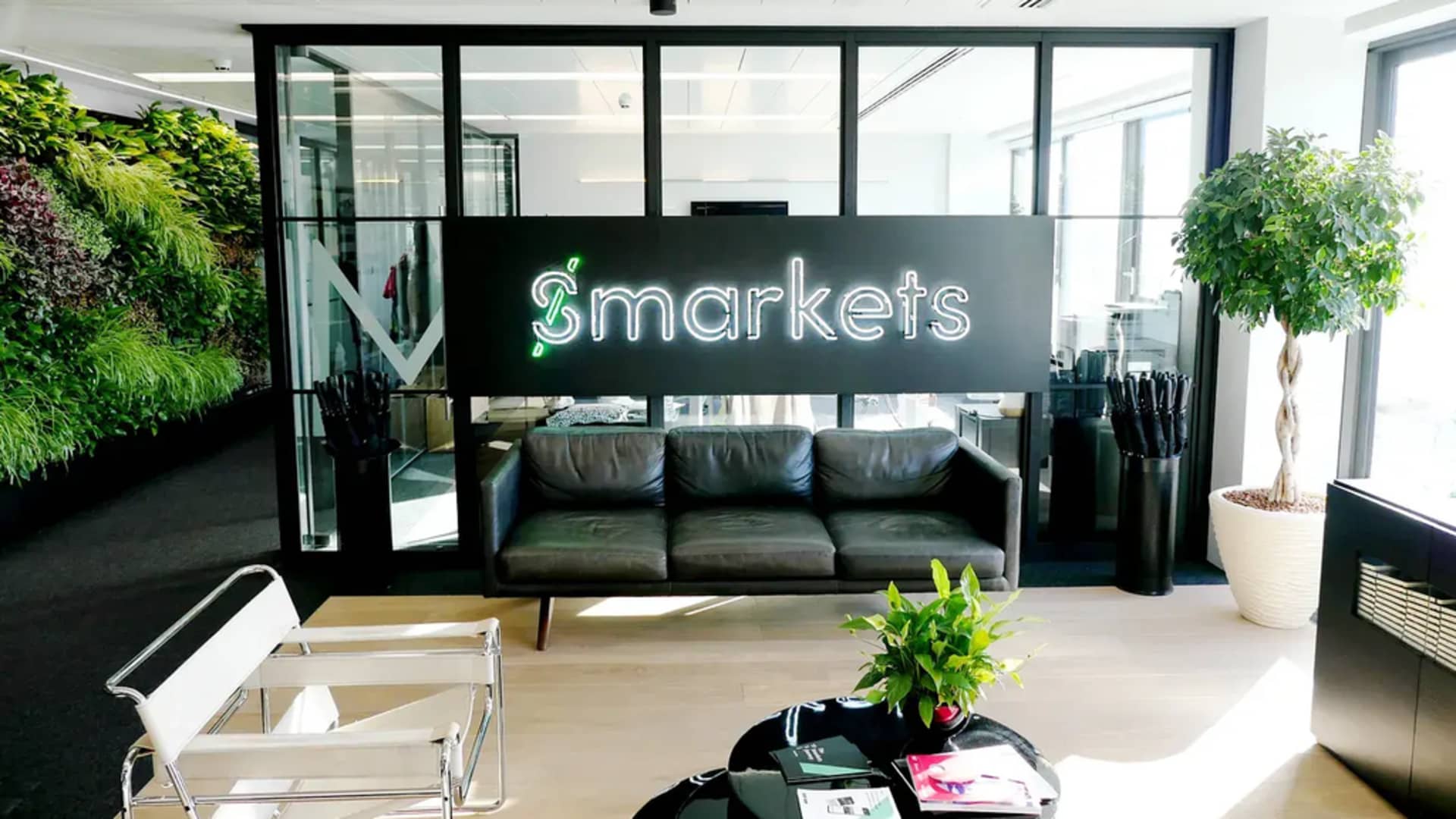 Smarkets Pursues Dual U.S. Path for Sports Trading