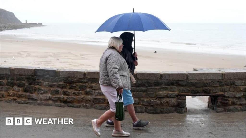 Thunderstorms Bring Flash Flood Risk Across Parts of UK