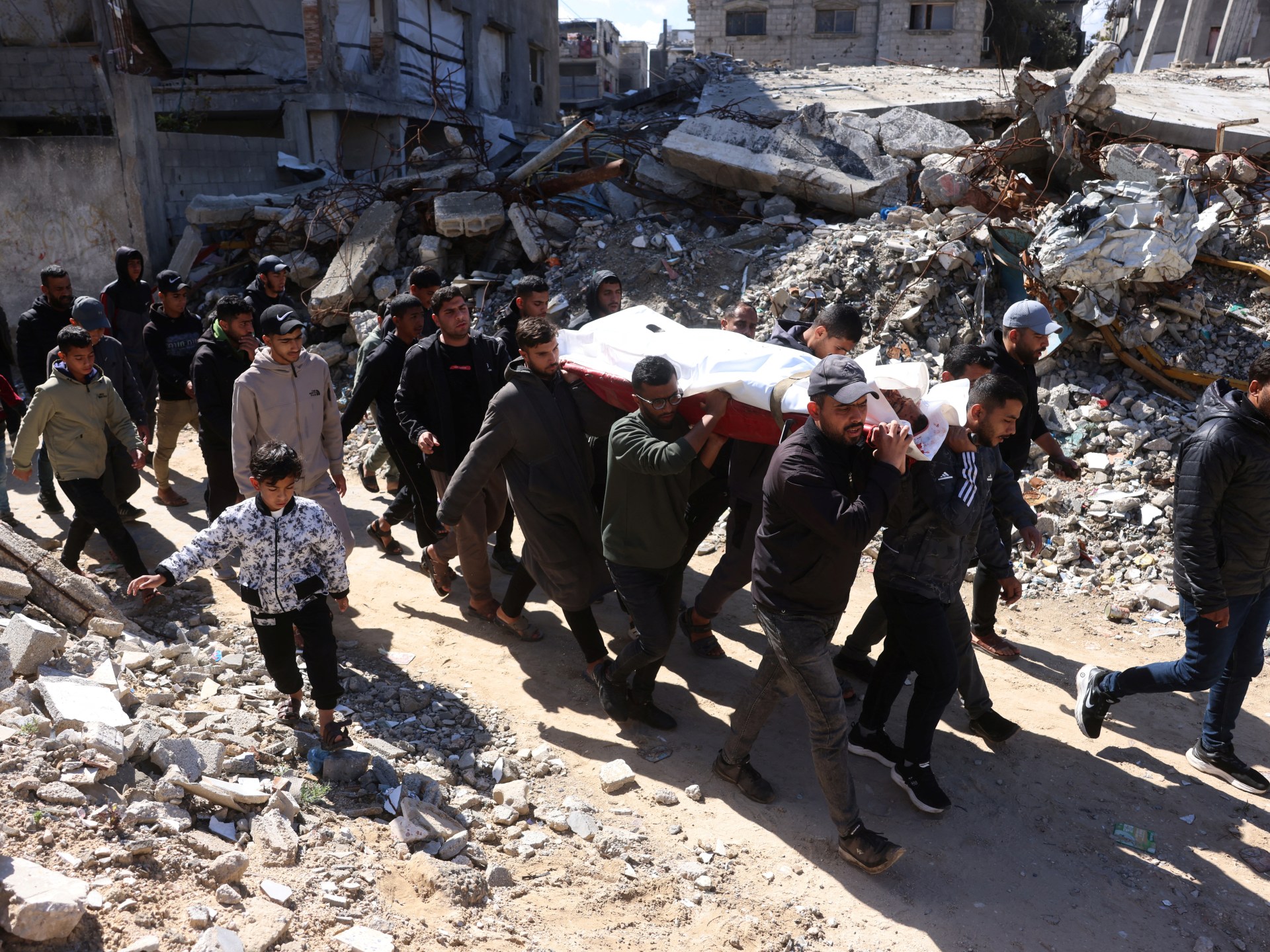 Israeli Fire Kills Palestinian in Gaza, Authorities Say