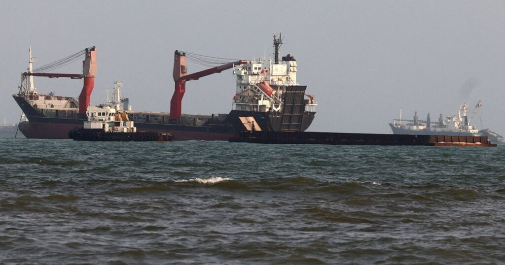 Iran Rejects Trump’s Strait of Hormuz Control Claim
