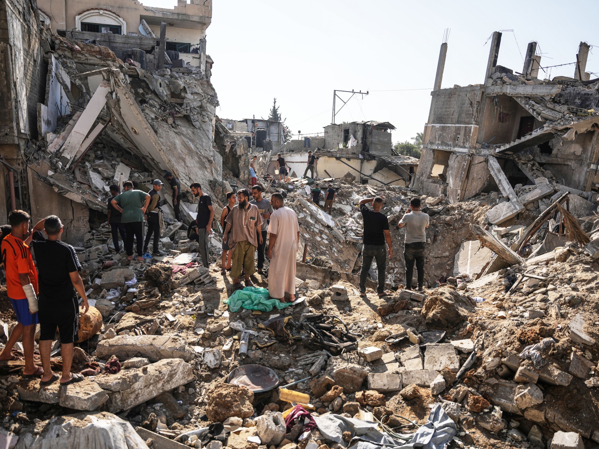 Israeli Strikes Kill Eight Across Gaza