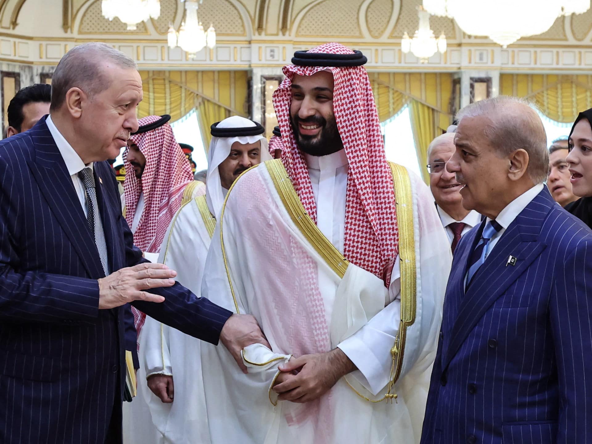 Mecca Defence Pact Tests Regional Alignment