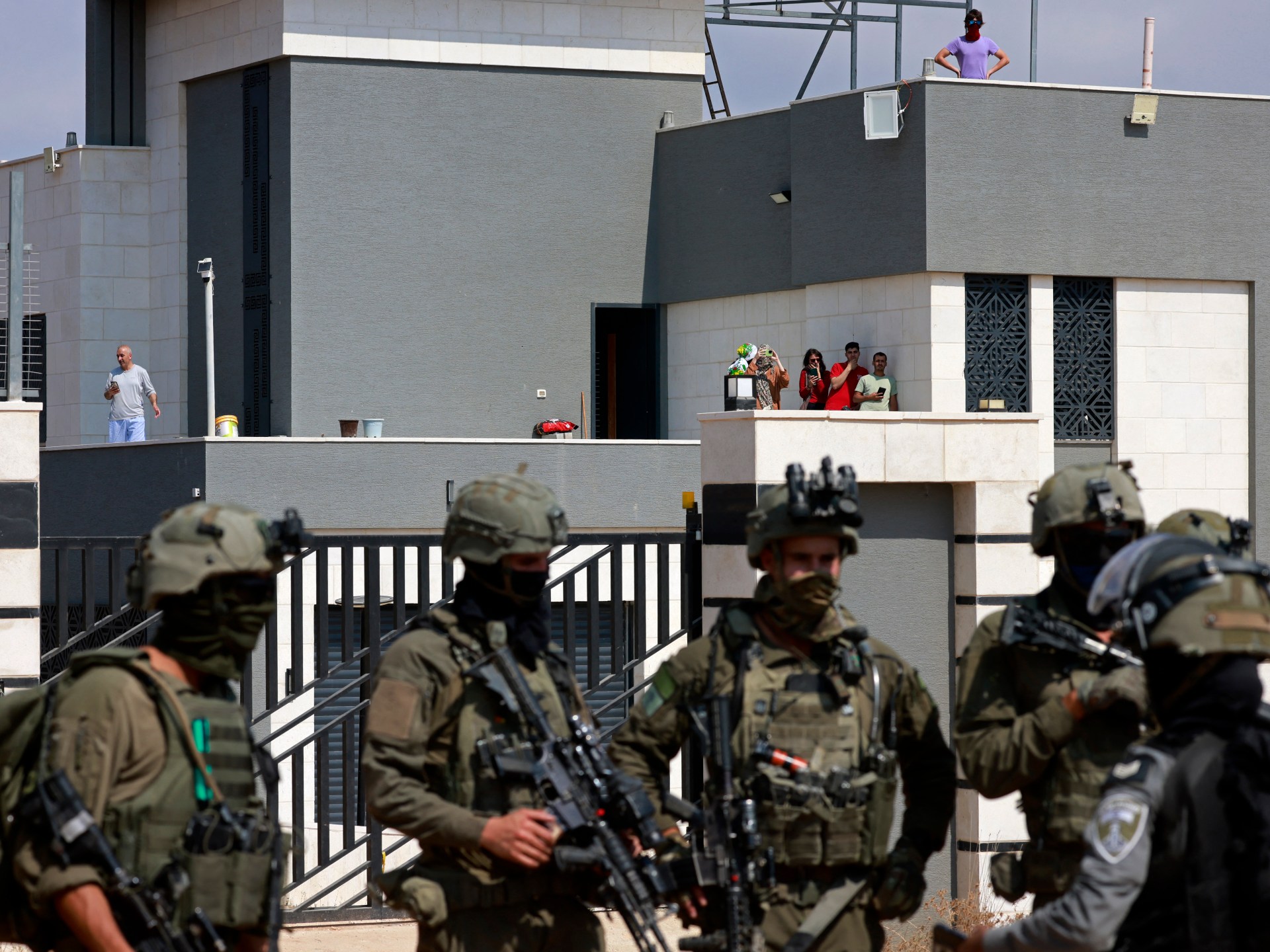 Israeli Man Wounded in Jordan Valley Stabbing