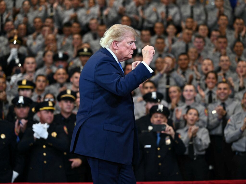 Trump Pledges to Declare Strait of Hormuz US Territory