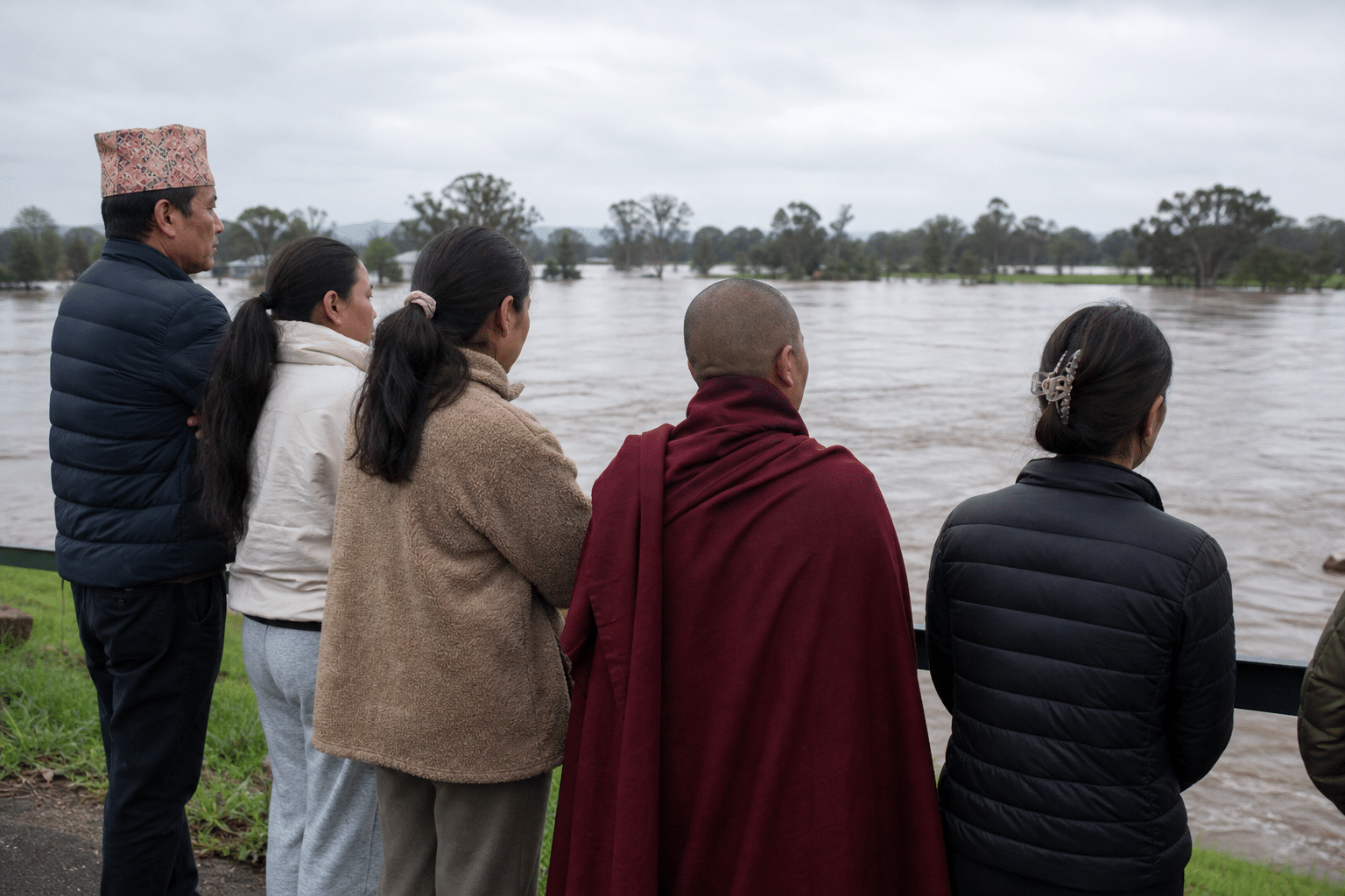 Nepali and Tibetan Australians Await Flood News