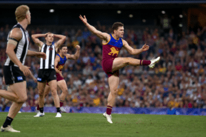 Morris kicks eight as Lions rout Collingwood