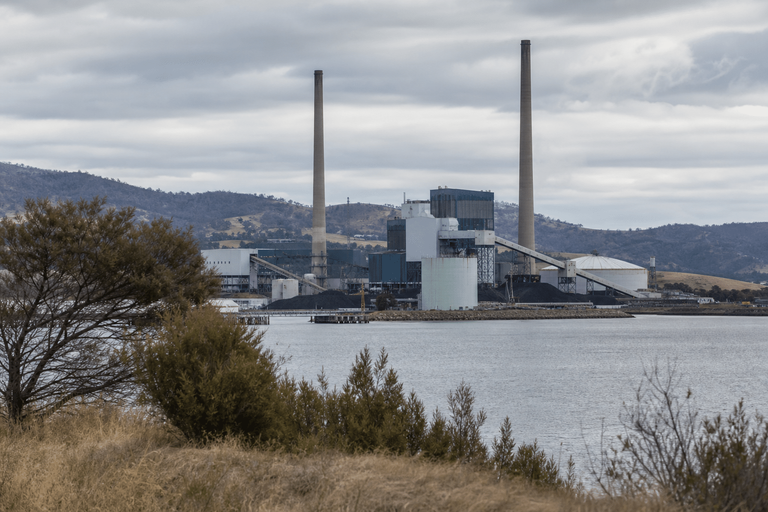 Bell Bay power deal deadline increases government pressure