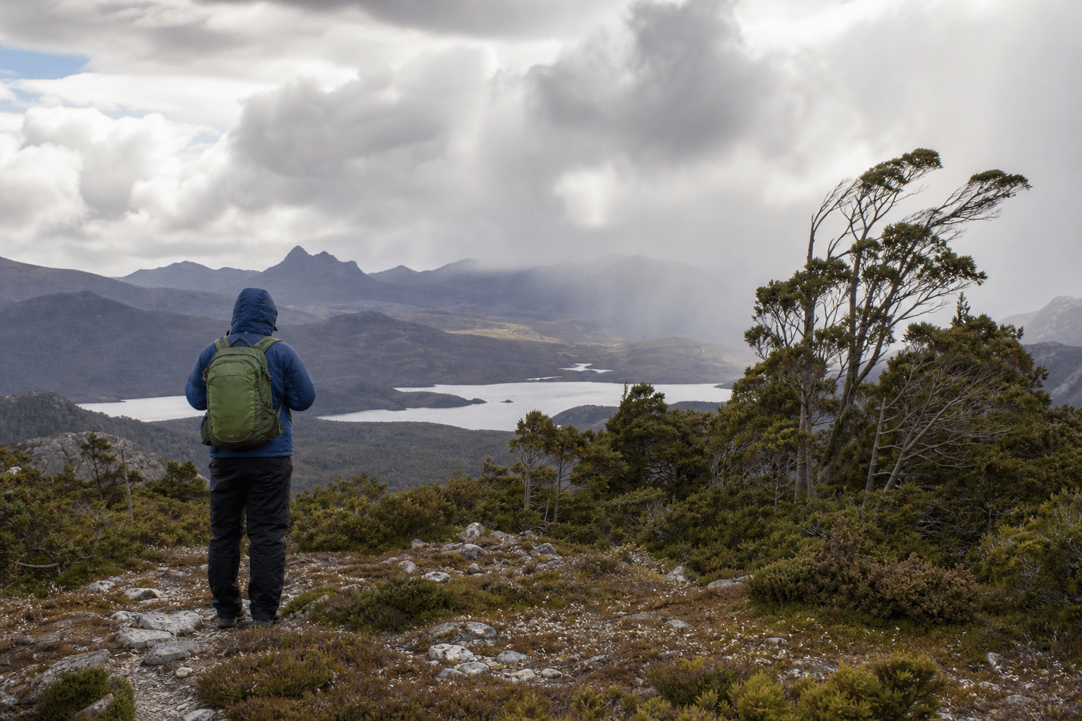 Tasmanian Bushwalkers Urged to Prepare for Changing Winds