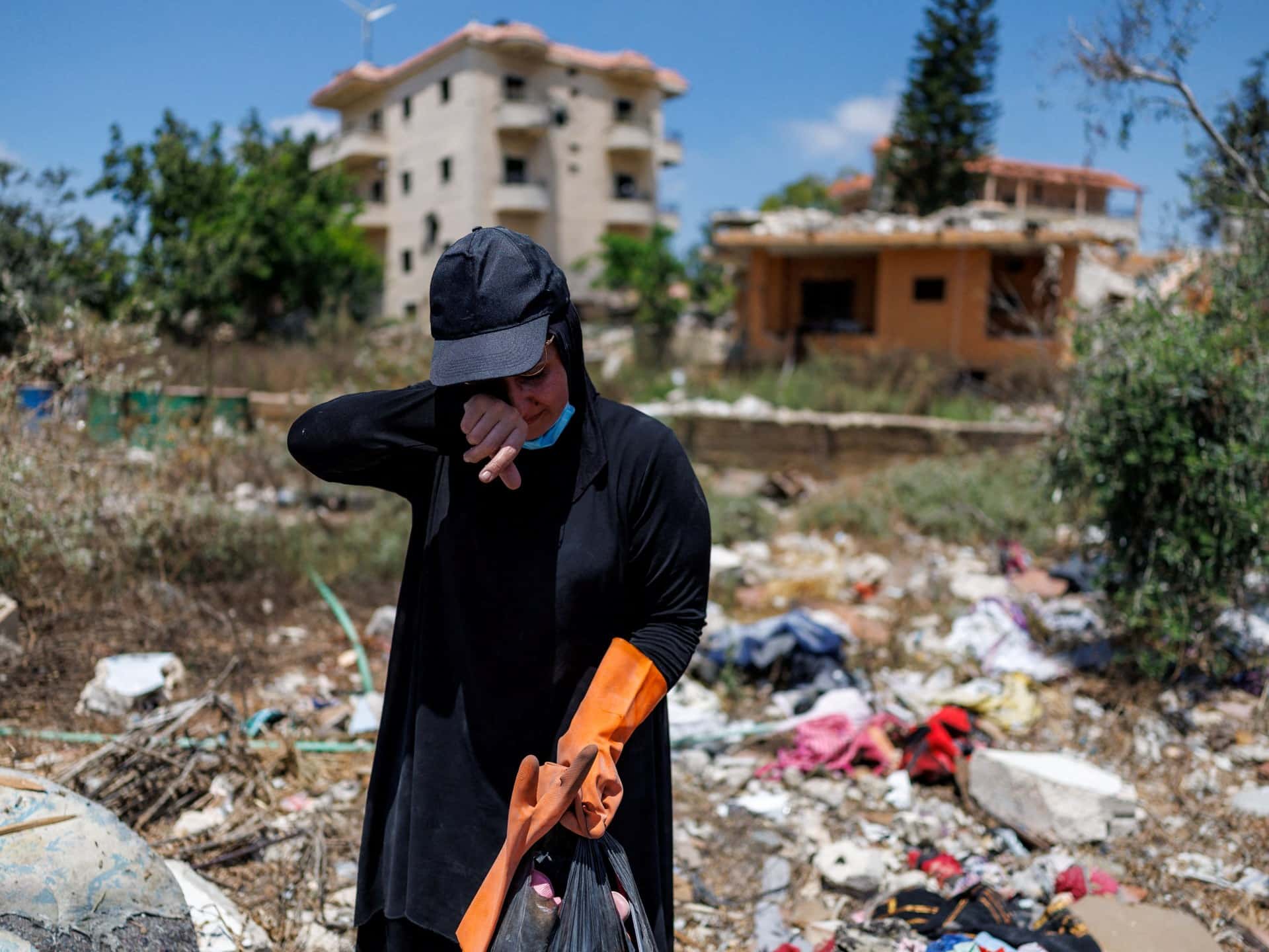 Lebanon PM Condemns Israeli Strikes in South