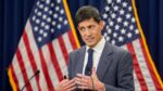 Warsh Faces Key Fed Vote on Expected Rate Hike