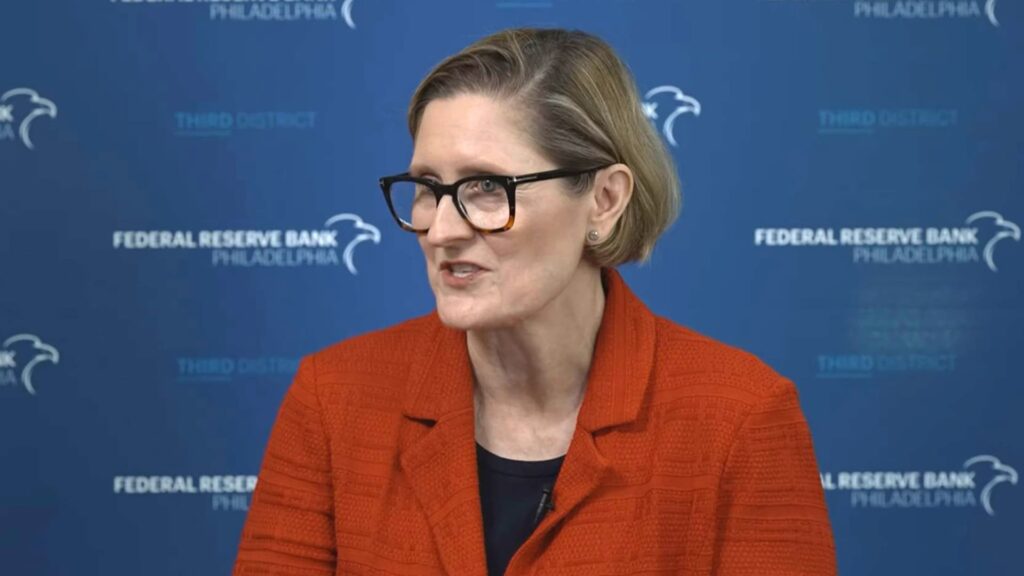 Paulson Signals Further Modest Fed Rate Increases