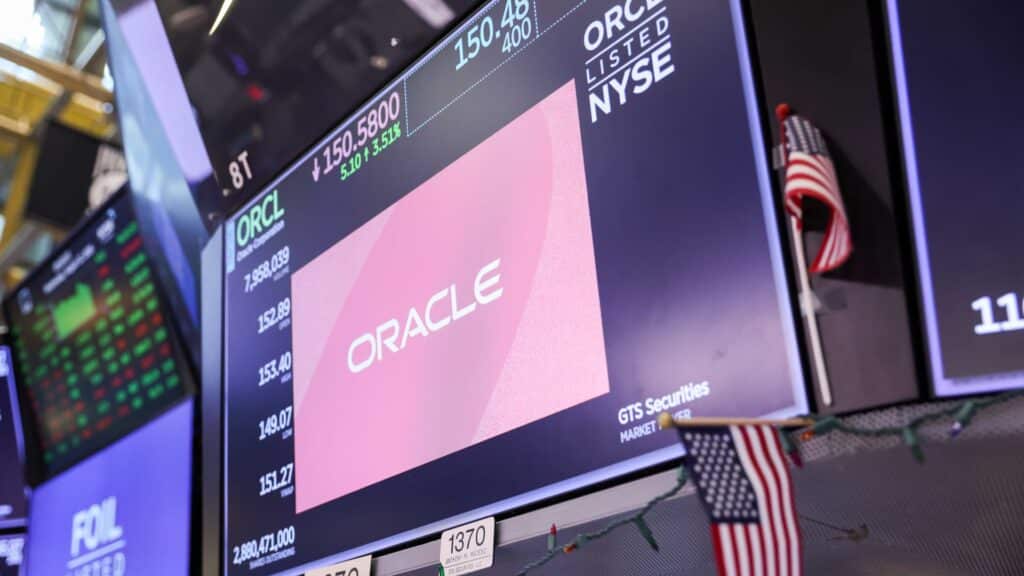 Oracle Revenue Rises 30% on AI Cloud Demand