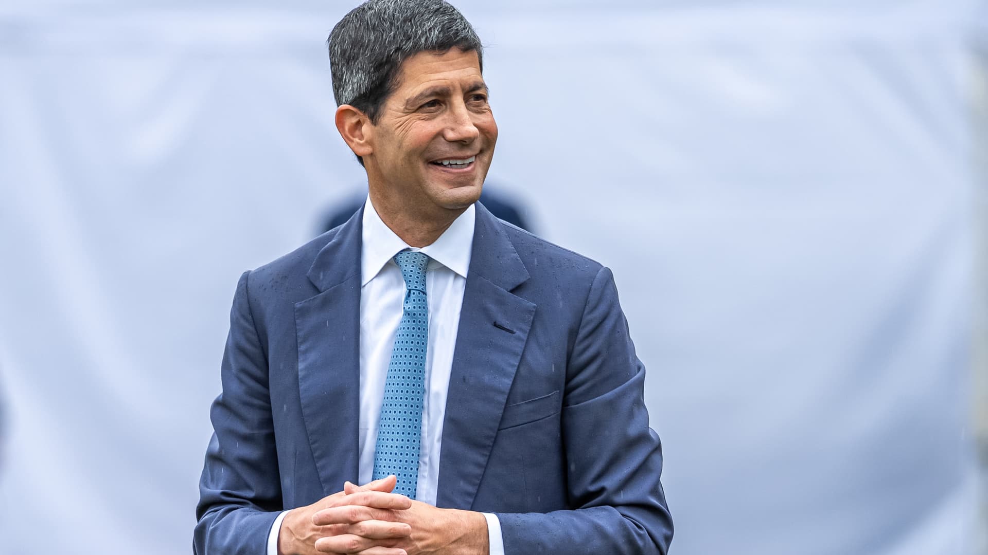 Warsh Speech Reshapes September Rate Expectations