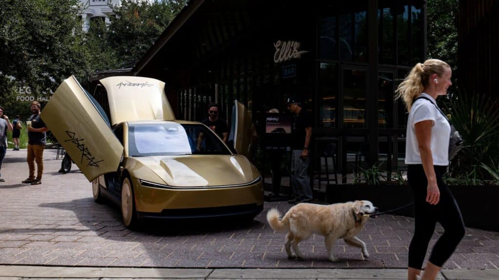 Khouw Outlines Tesla Cybercab Options Trade