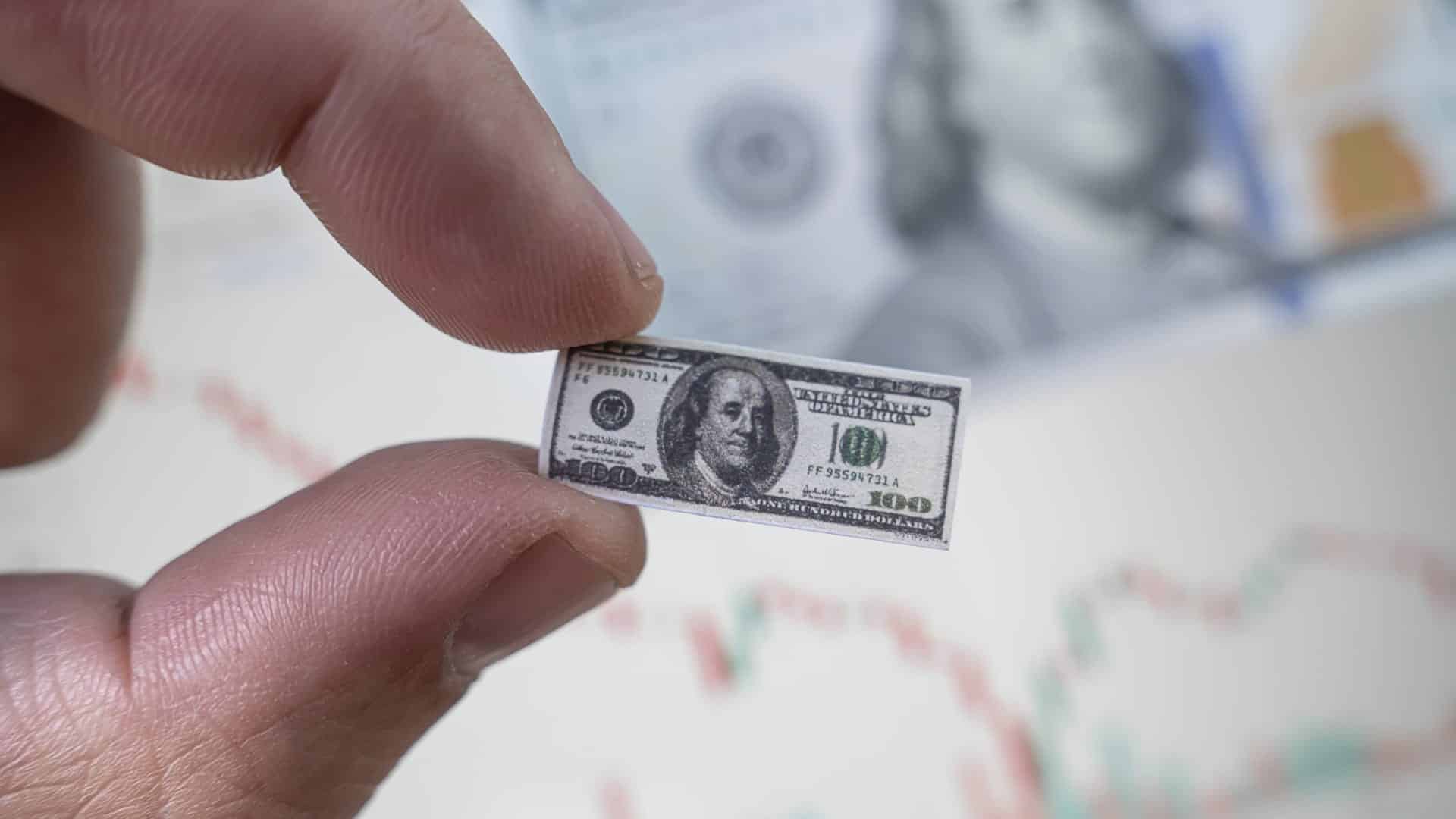 Inflation Again Outruns U.S. Wage Growth