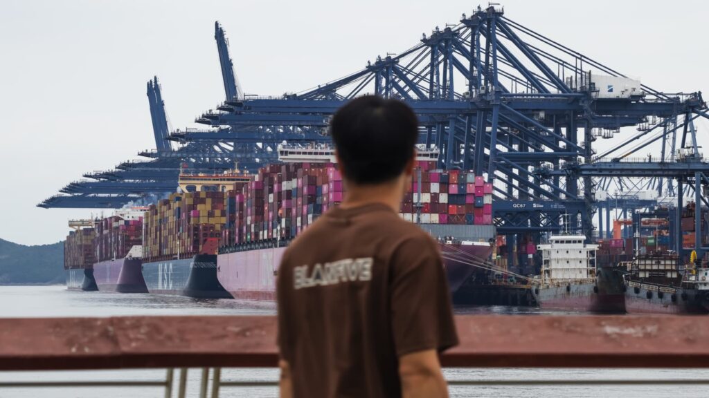 China Factory Activity Returns to Growth in September