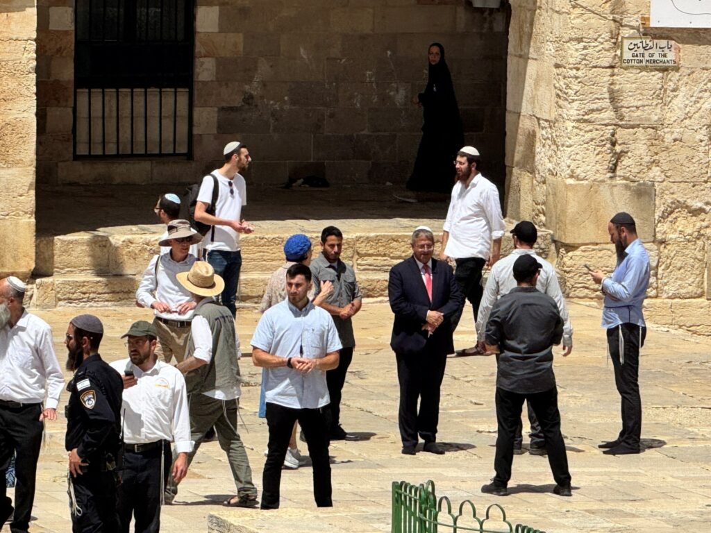 Ben-Gvir Enters Al-Aqsa Mosque Compound
