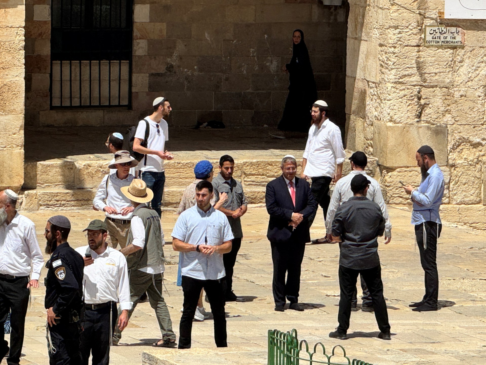 Ben-Gvir Enters Al-Aqsa Mosque Compound