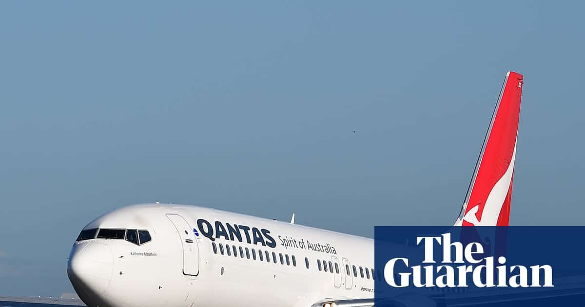 Qantas flight reroutes to Christchurch after engine concern