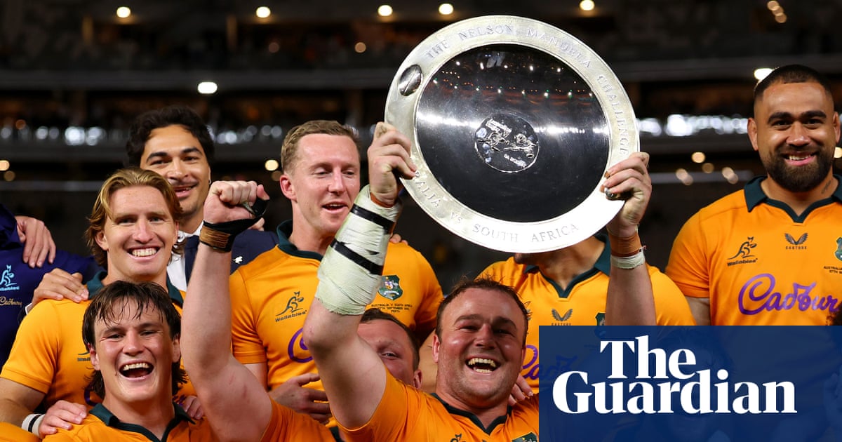Wallabies survive late Springbok surge in Perth classic