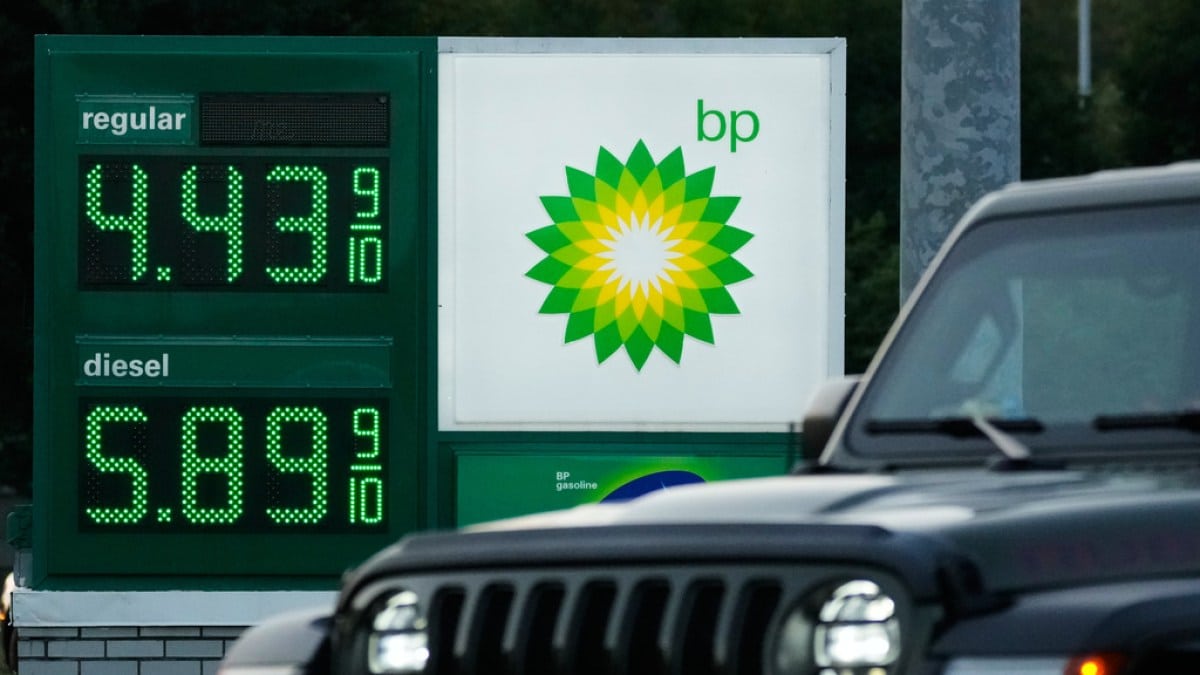 US Diesel Price Reaches Record $5.85 a Gallon