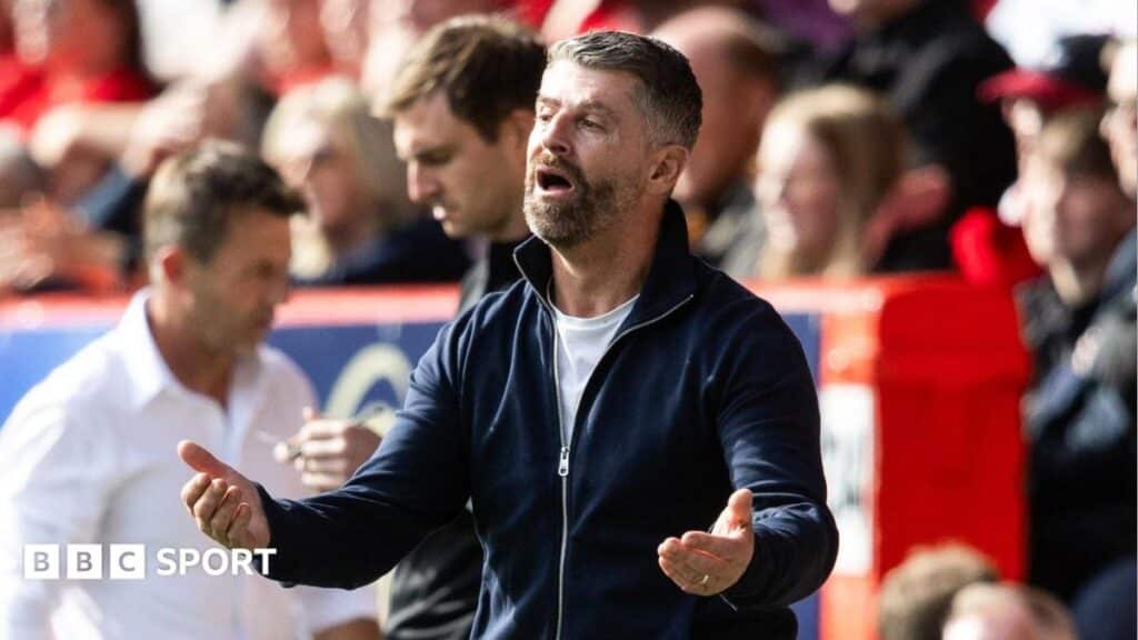 Aberdeen’s slow start draws fan anger at Pittodrie