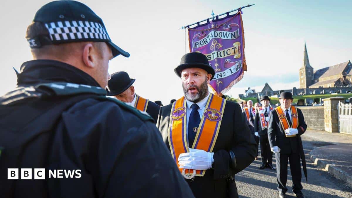 Police block Orange Order attempt on Garvaghy Road