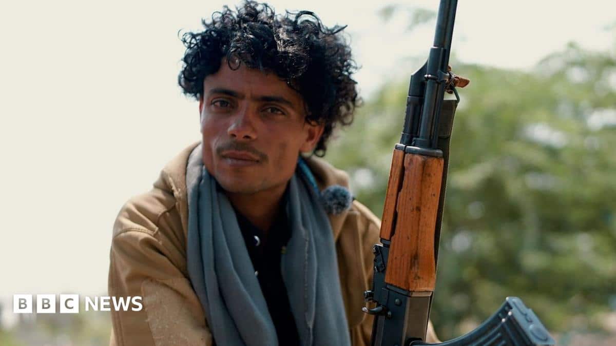 Taiz Fighting Intensifies as Houthis Press Western Approaches