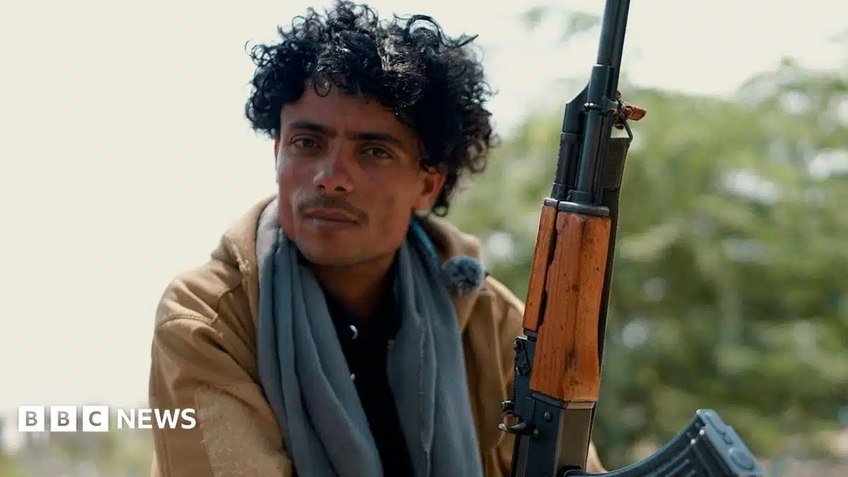 Taiz Fighting Intensifies as Houthis Press Western Approaches