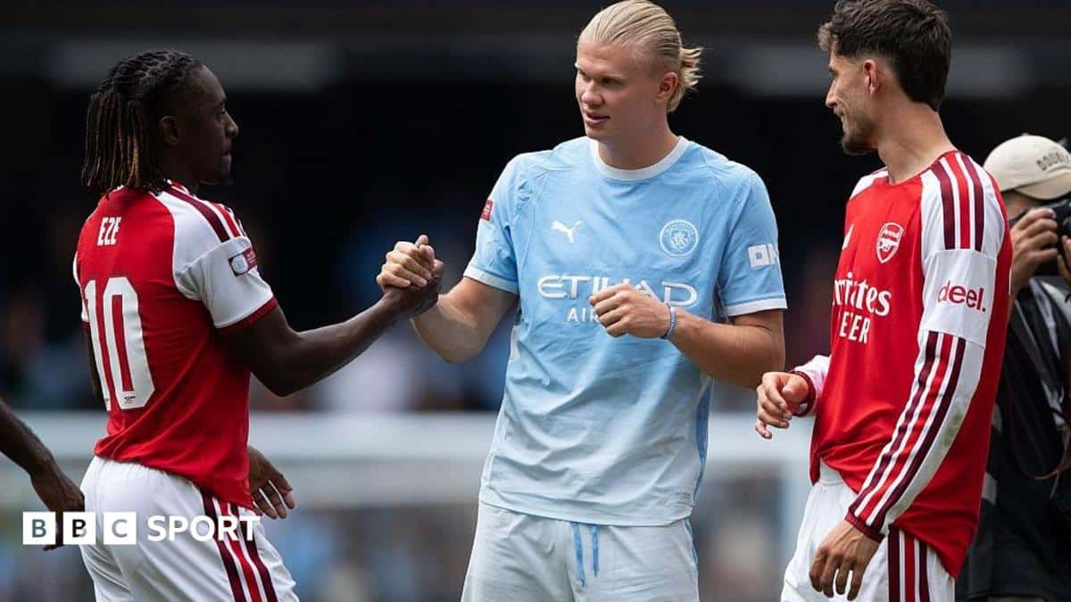 Arsenal and City Set Early Premier League Pace