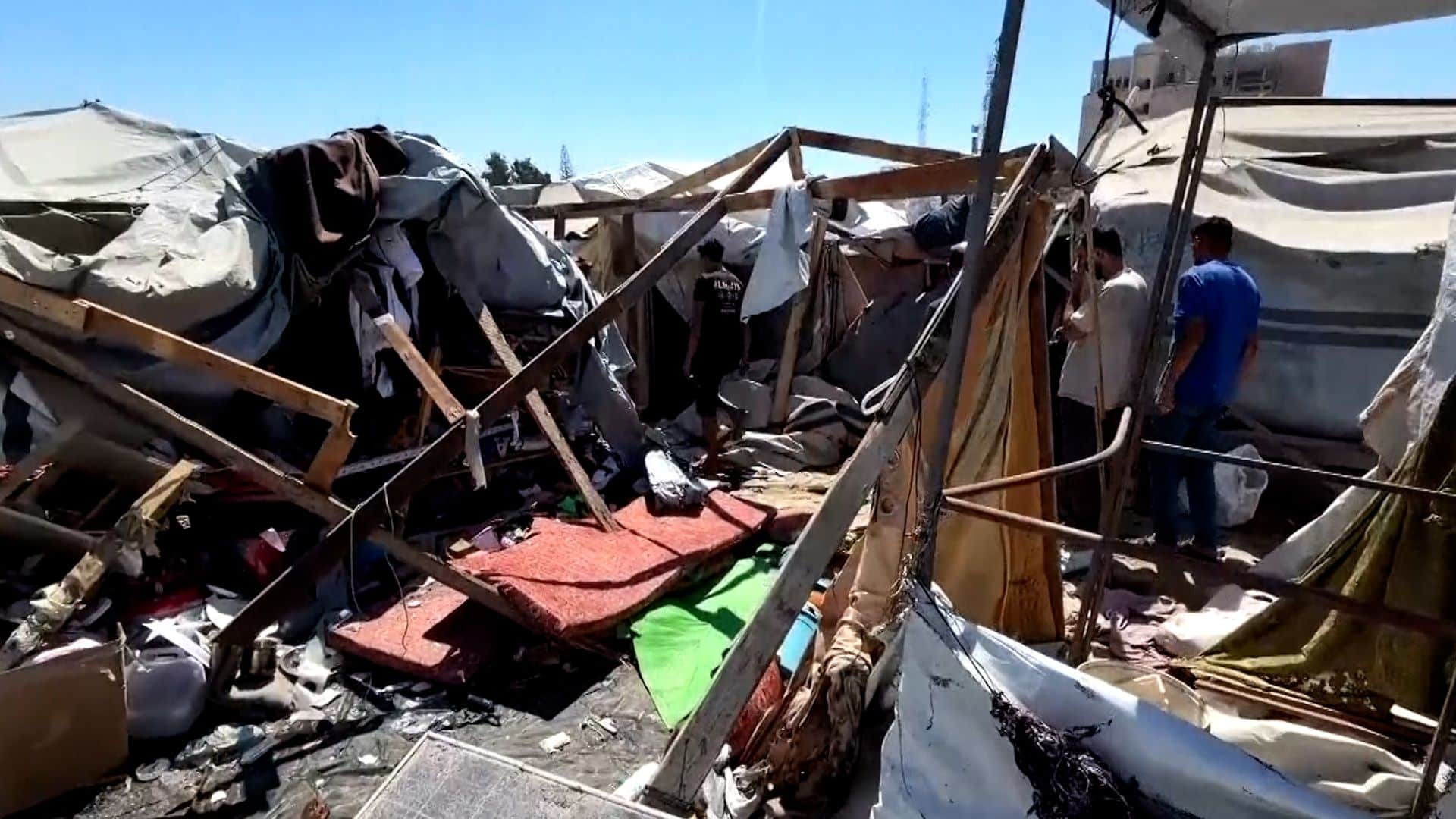 Israeli Strikes Hit Gaza City Displacement Camp