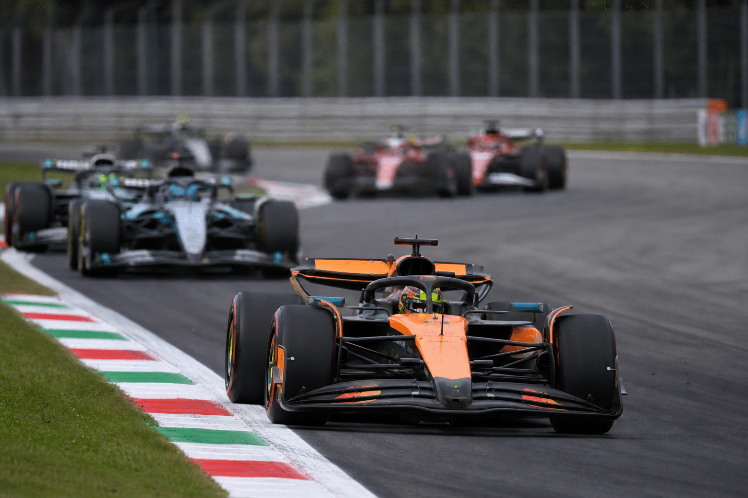Piastri Dropped to Sixth at Monza