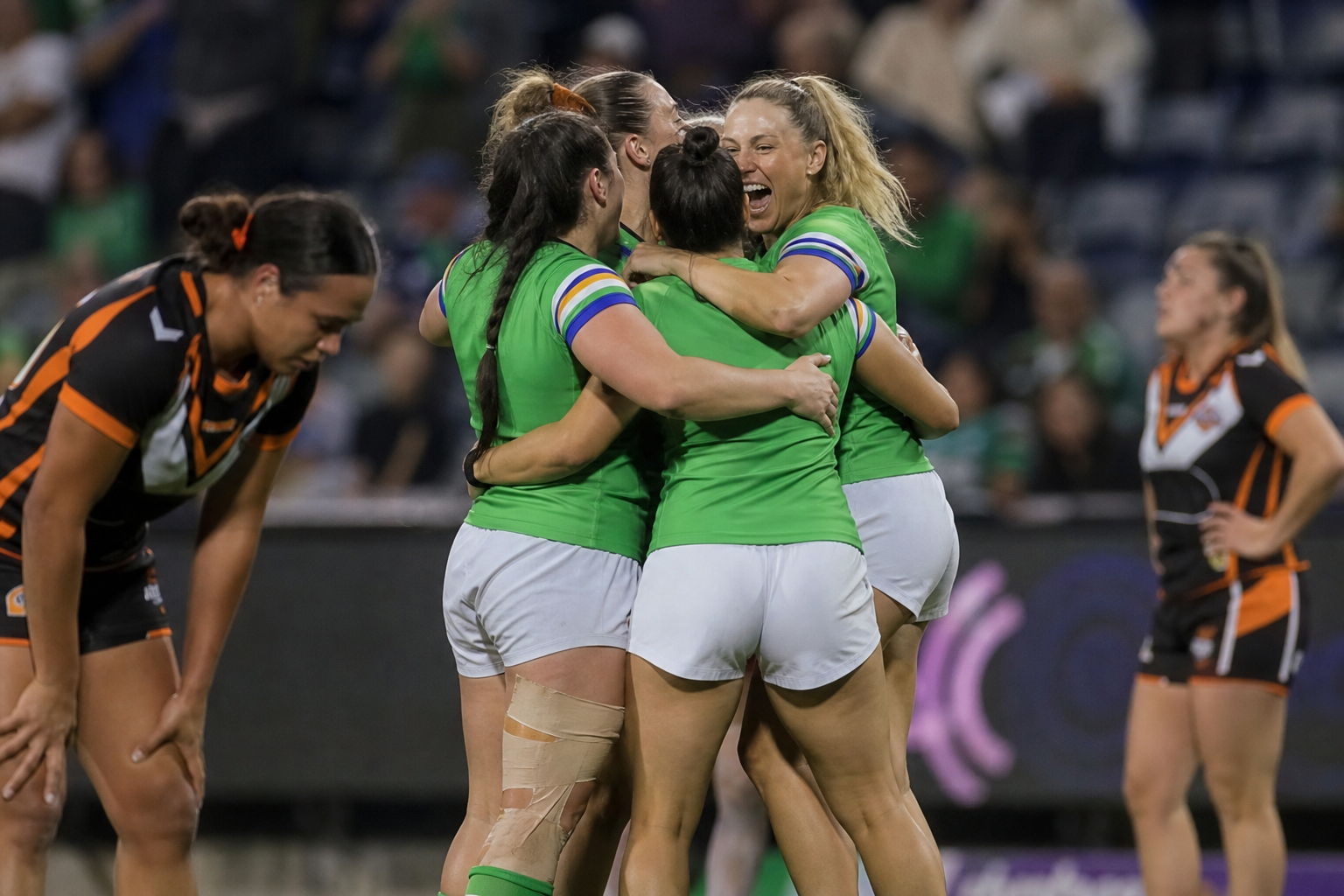 Raiders shut out Tigers for first NRLW finals win