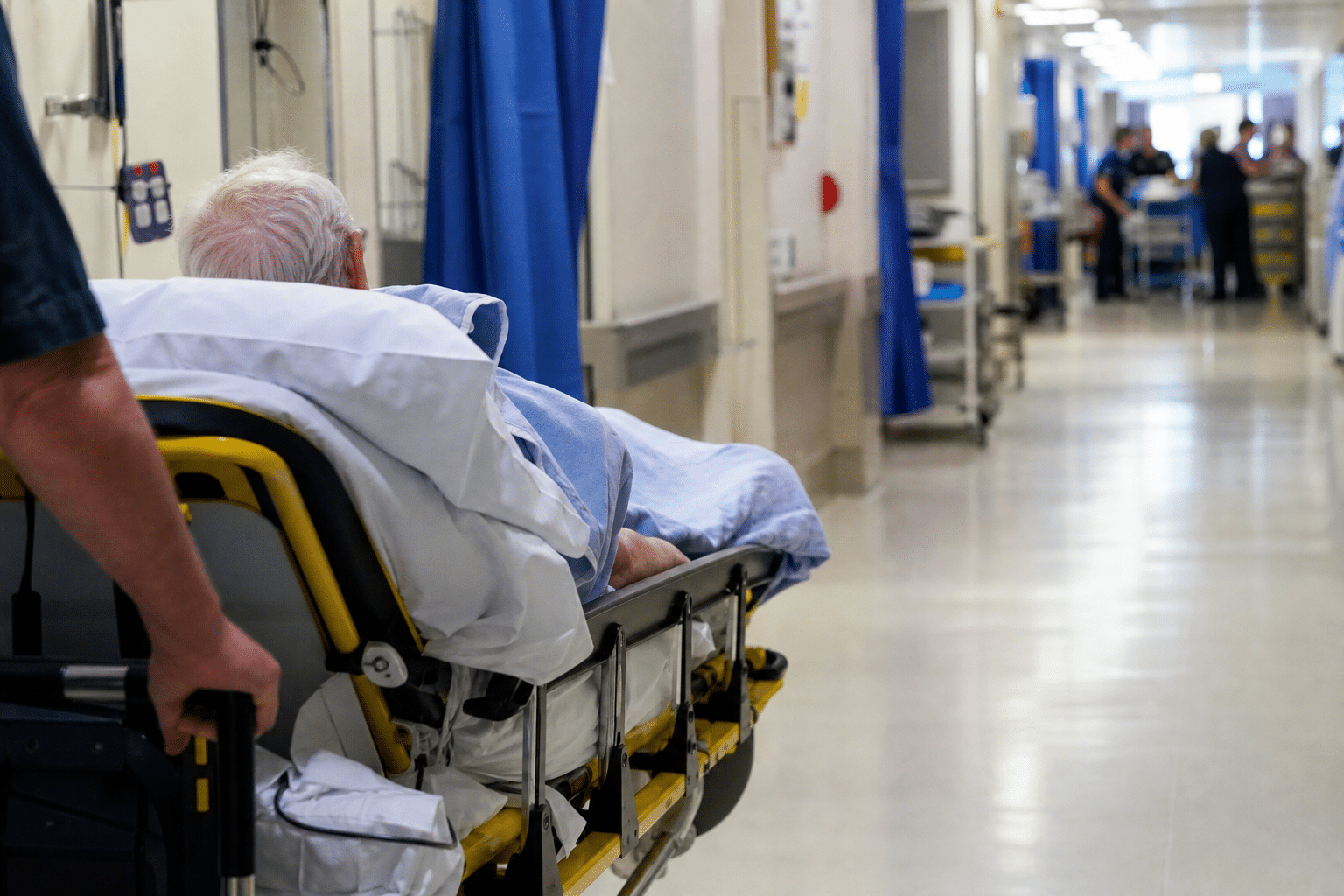 Broken hip patient faces lengthy Adelaide transfer delay