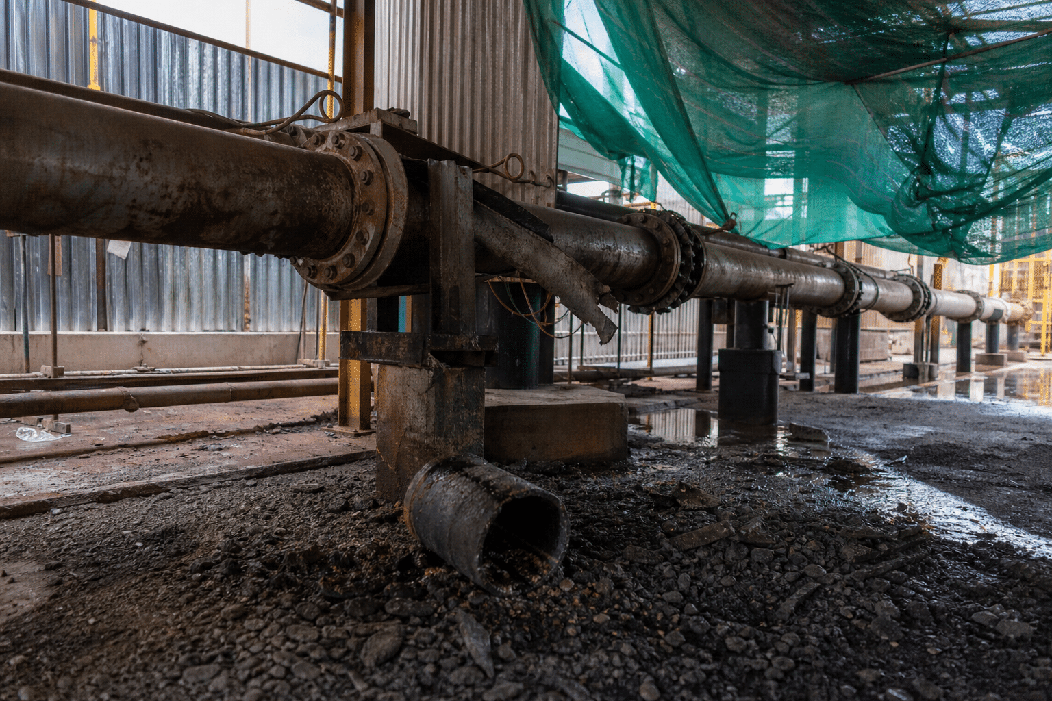 Worker critical after pipe blast at Crinum mine