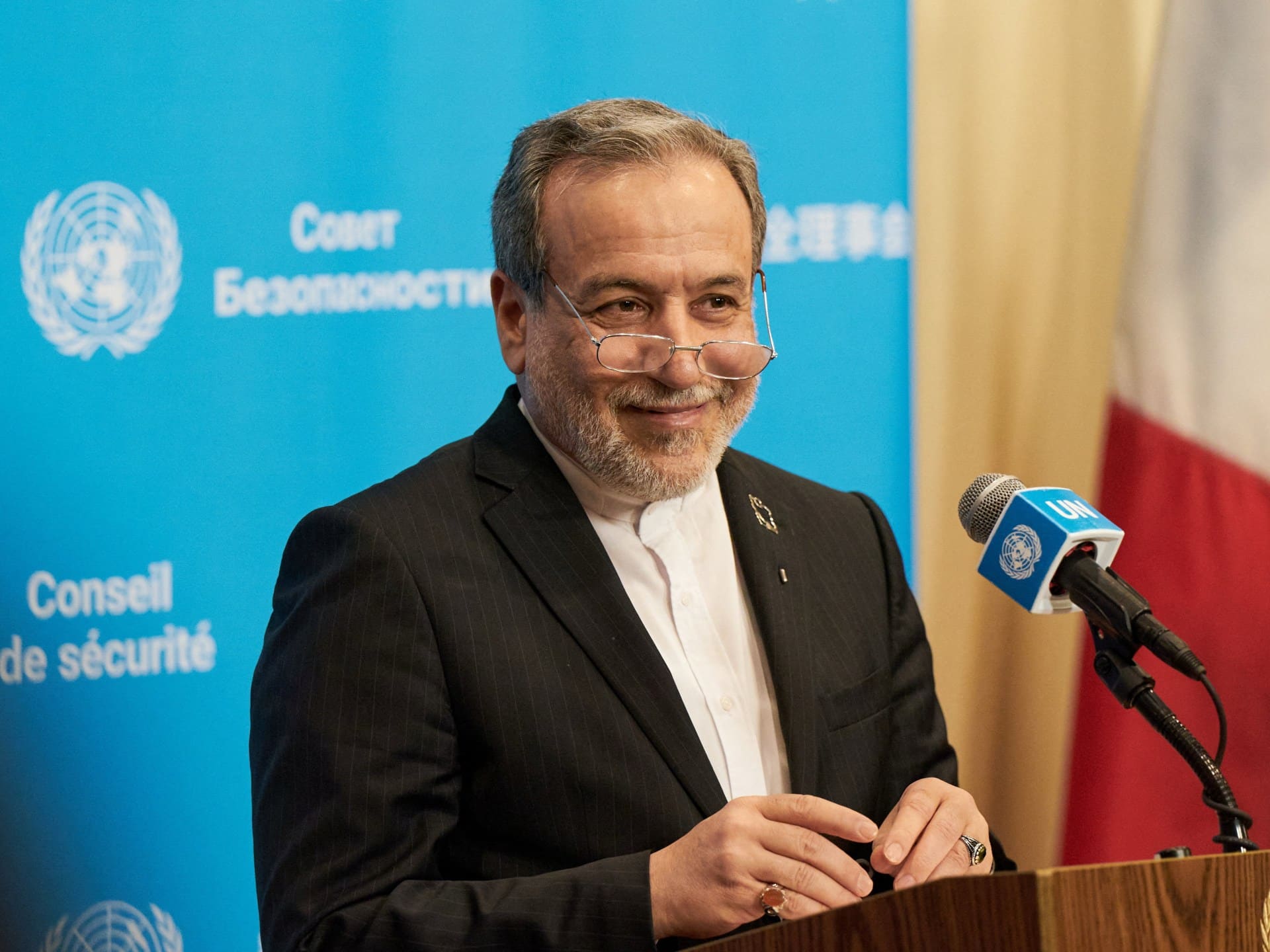 Araghchi Meets Qatari Mediators on Strait Proposal